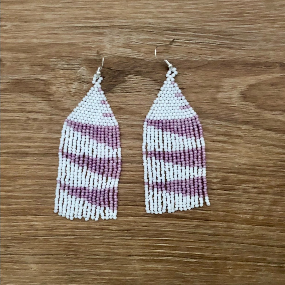 Handmade Beaded White Purple Dangle Earrings Gift Office Party Vacation NEW